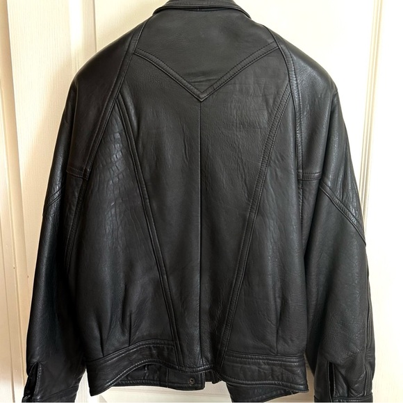 *SOLD* Danier Leather Jacket Bomber Style - Picture 3 of 5
